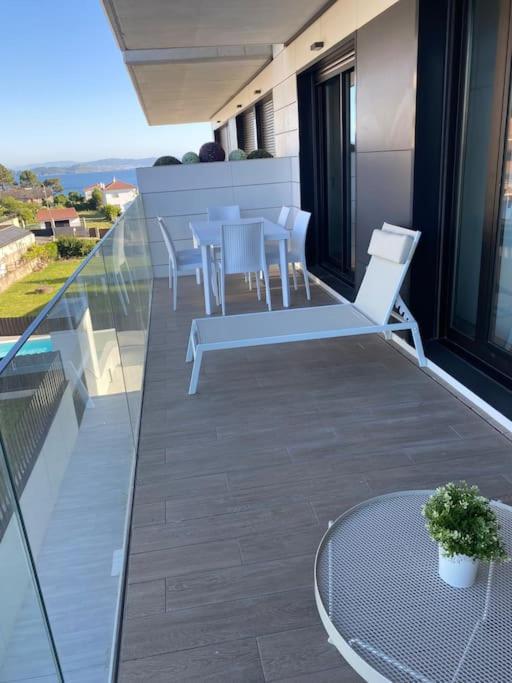 Precioso Apartamento Con Terraza Y Piscina En Portonovo-Sanxenxo Exterior photo