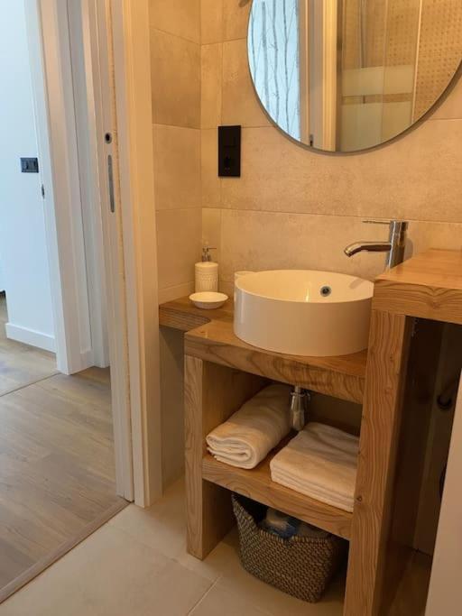 Precioso Apartamento Con Terraza Y Piscina En Portonovo-Sanxenxo Exterior photo